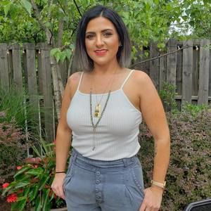 Meet your Posher, Lauren